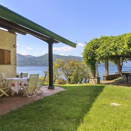 Villa Sleeps 13 Air Con Wifi Ispra